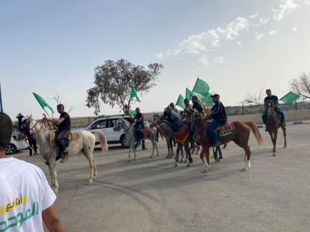 "الشباب المؤثر" ينظّم أطول مسيرة سيارات دعمًا للموحدة في النقب